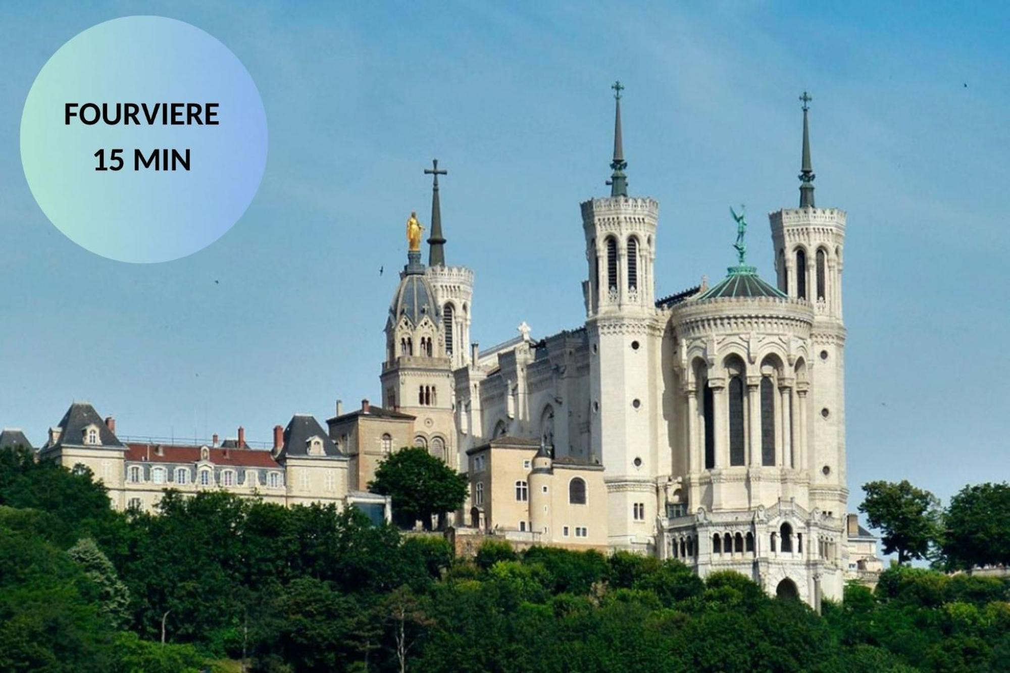 Апартаменты Super Chazelles - Metro - Hopitaux Lyon Sud Сен-Жени-Лаваль Экстерьер фото